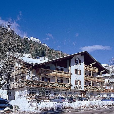 Hotel Garni Soreie Pozza di Fassa Eksteriør billede