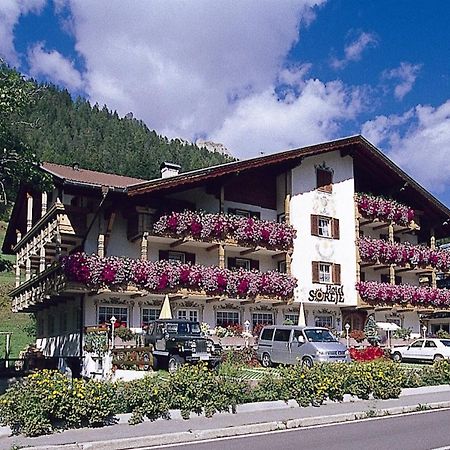 Hotel Garni Soreie Pozza di Fassa Eksteriør billede